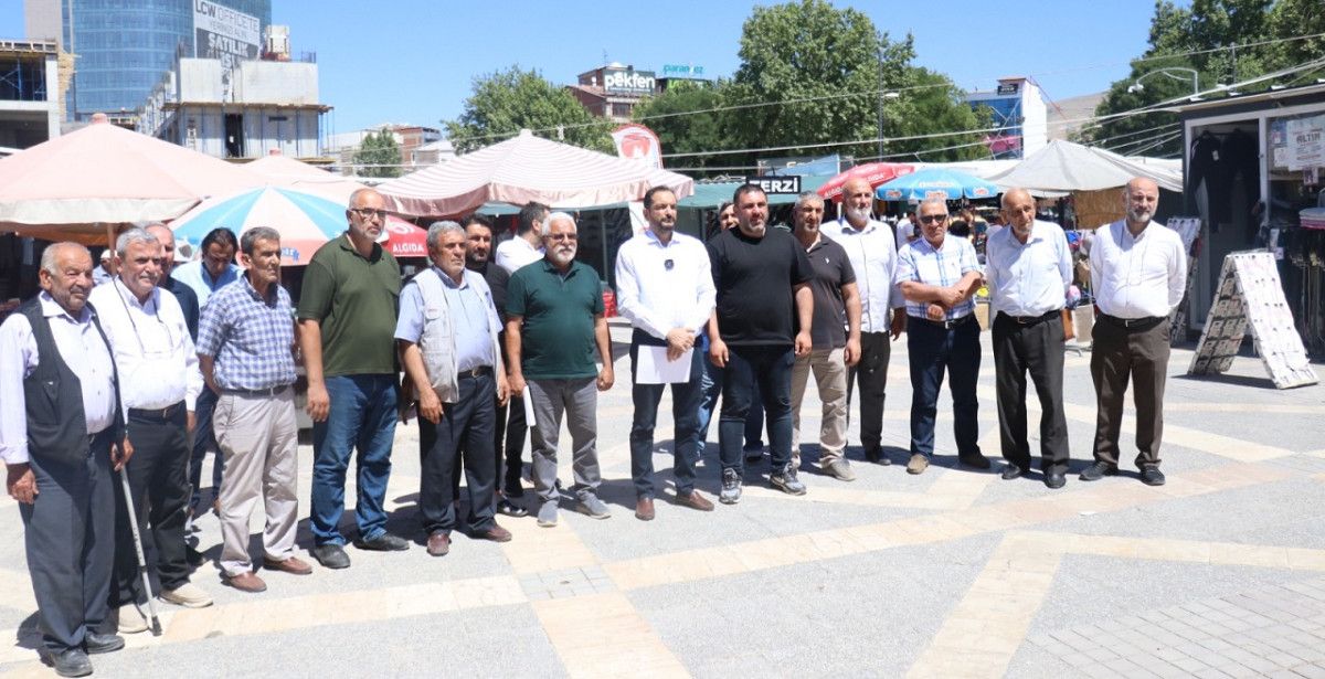 Esnaf Kent Merkezinde Yaşanan Proje Değişikliğine Tepki Gösterdi