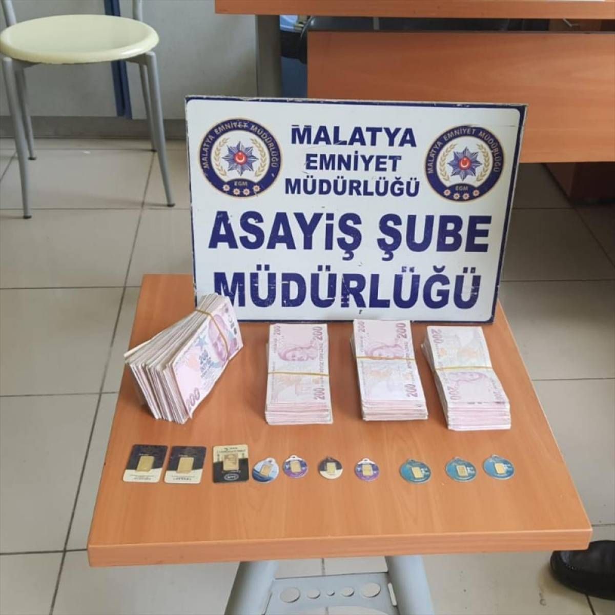 Telefon dolandırıcılığı polisin müdahalesiyle önlendi