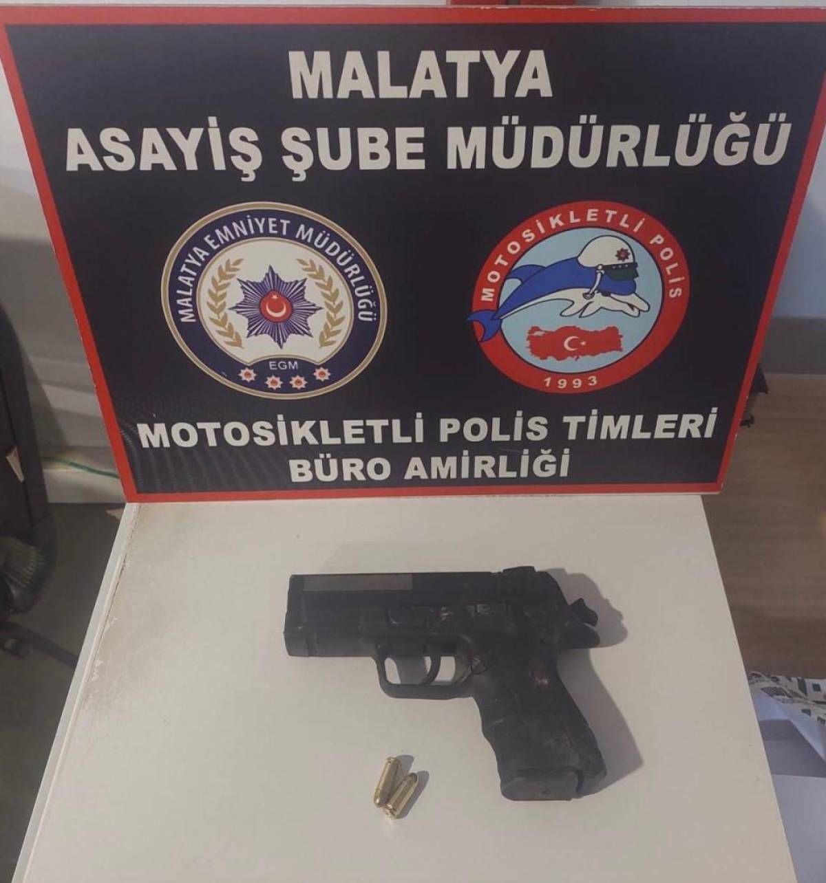 İş yerini kurşunladığı iddiasıyla 2 şüpheli yakalandı