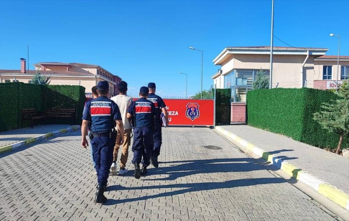 25 yıl hapis cezası bulunan cinayet hükümlüsü yakalandı