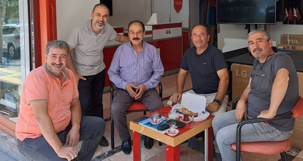 “Mücbir Sebep Uzatılmalı, Deprem Bölgesindeki Esnafın Vergi ve Prim Borçları Silinmeli”