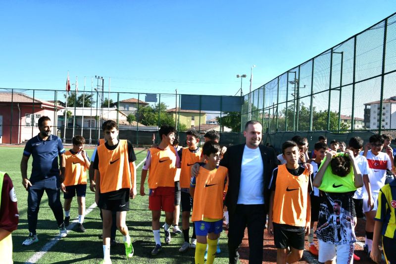 Malatya Futbol Kulübü Şehre Umut, Gençlere Gelecek Vaat Ediyor