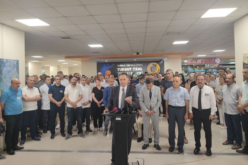 Trafik kazasında hayatını kaybeden iki sağlık çalışanı anıldı