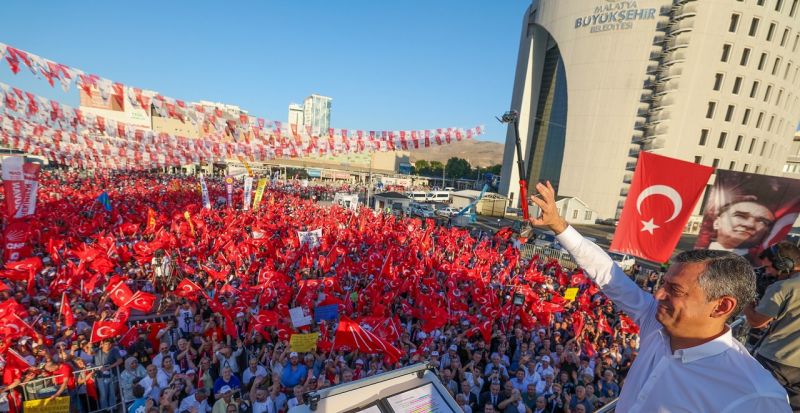 “Umut Siyaseti Yapamadığı İçin, Düşman Siyaseti Yapıyor”