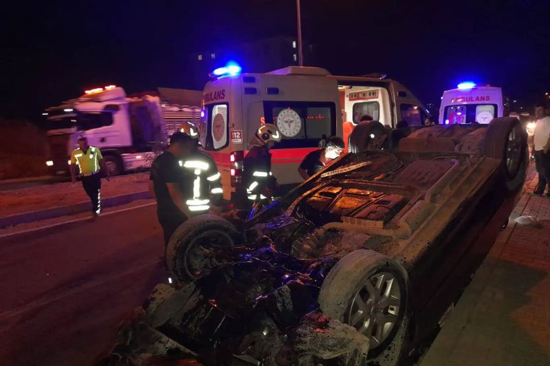 Otomobil takla atarak ters döndü: 1 yaralı