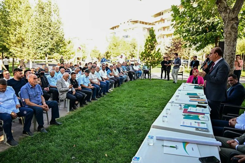 Başkan Geçit "Şehrimizi ve ilçemizi güzel bir gelecek bekliyor"