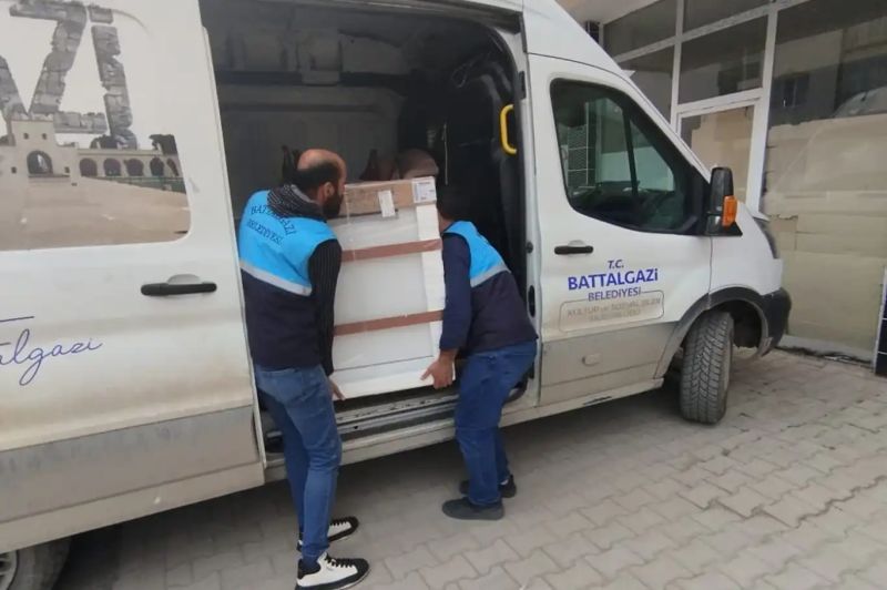 Battalgazi Belediyesi'nden yeni evlenecek çiftlere eşya desteği