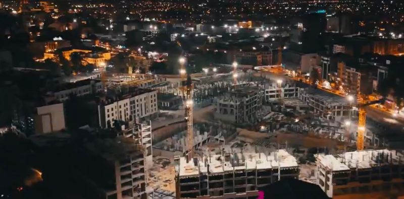 Malatya’da inşaat mesaisi gece gündüz sürüyor