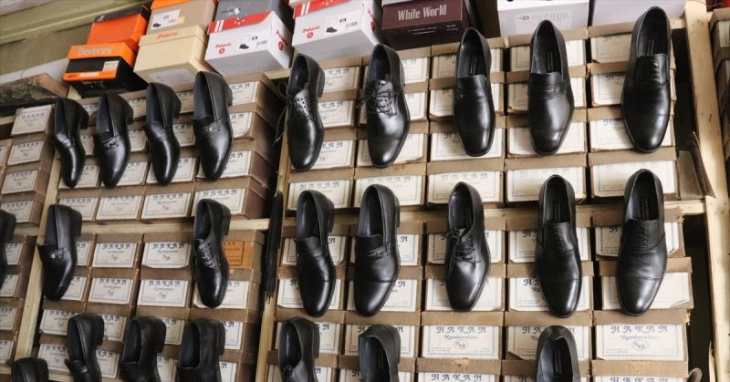  Malatya'nın tescilli "Arapgir tahta çivili ayakkabıları"nı 55 yıldır üretiyor