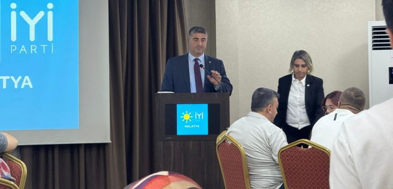 İYİ Parti Malatya İl Başkanlığı’nda Görev Değişimi