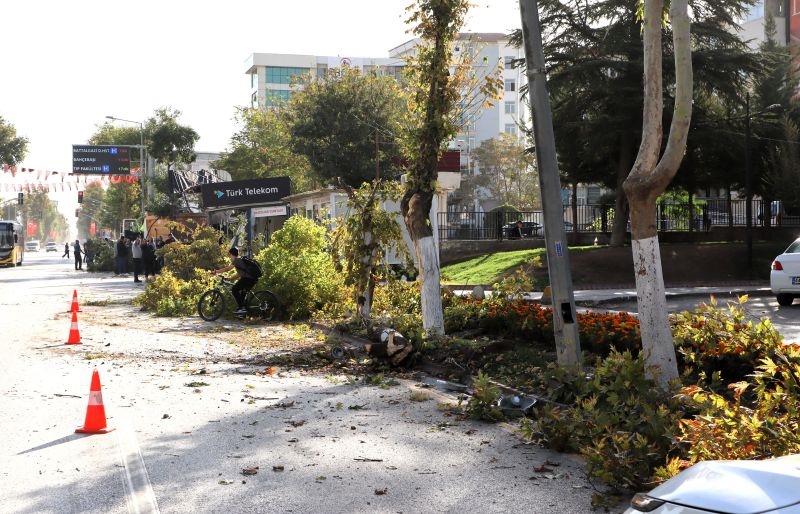Malatya’da yine hafriyat kamyonu kazası; yer bu kez İnönü Caddesi