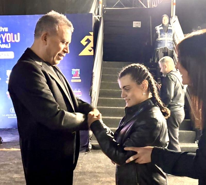 Haluk Levent, Görme Engelli İmranur’un Hayalini Gerçekleştirdi