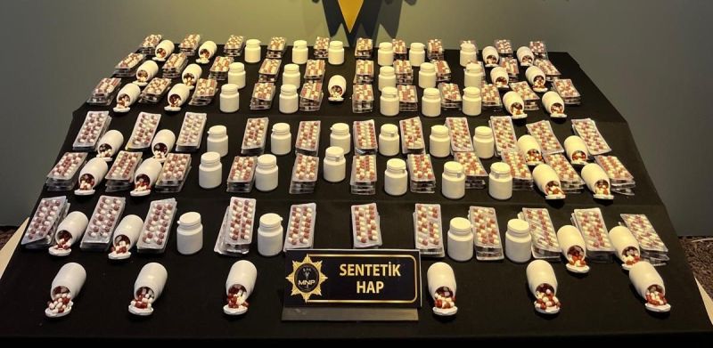 Malatya’da Narkotik Operasyonu: 7 Bin 881 Sentetik Ecza Ele Geçirildi