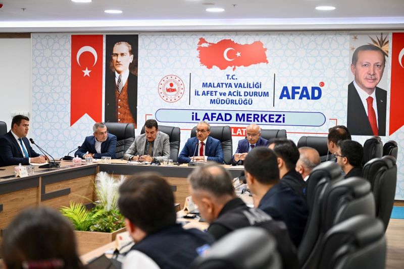 Deprem Konutlarında Hedef Kışa Girmeden Teslim