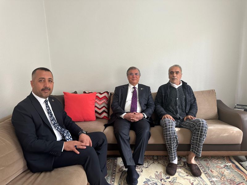 YRP Genel Başkan vekili Aydal’dan Mehmet Zafer’e Taziye Ve Geçmiş Olsun Ziyareti