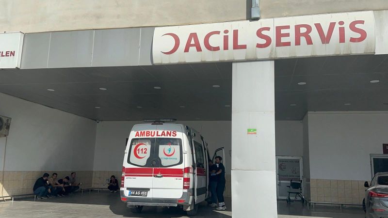 Selçuklu Mahallesinde Trafik Kazası: 6 Kişi Yaralandı