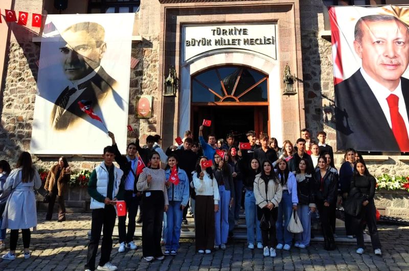 Arguvanlı Gençler 29 Ekim'i Ankara'da Kutladı