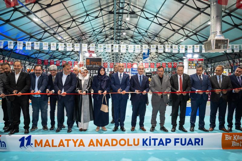 11. Malatya Anadolu Kitap Ve Kültür Fuarı Kitapseverlere Kapılarını Açtı