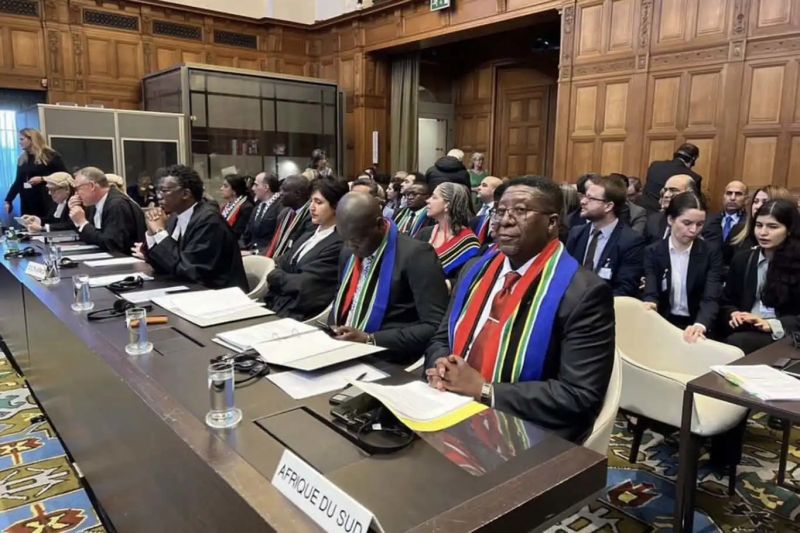 Güney Afrika, siyonist rejime karşı açtığı soykırım davasını sürdürme kararlılığını yineledi