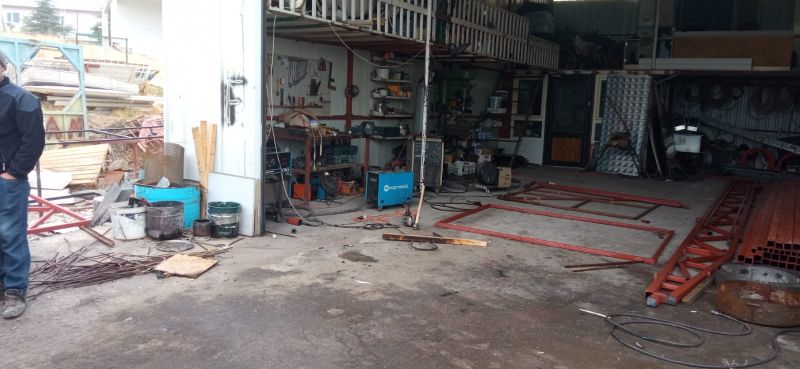 Tinerle Sobayı Tutuşturmaya Çalışan 2 Kişi Yaralandı