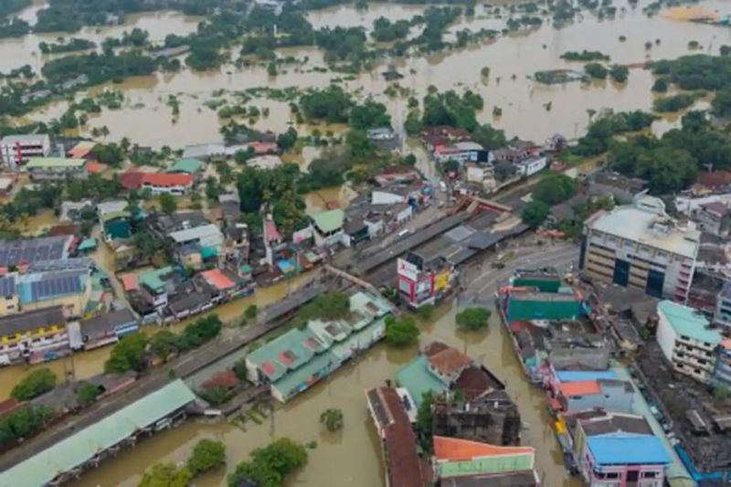 Sri Lanka'yı vuran Ditwah Kasırgası nedeniyle 607 ölü, 214 kayıp