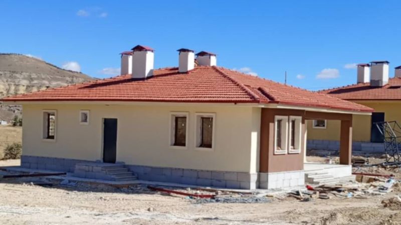 Ağılbaşı’ndaki Hak Sahipliği Sorunu Çözülüyor: Köy Evleri Teslim Edilecek