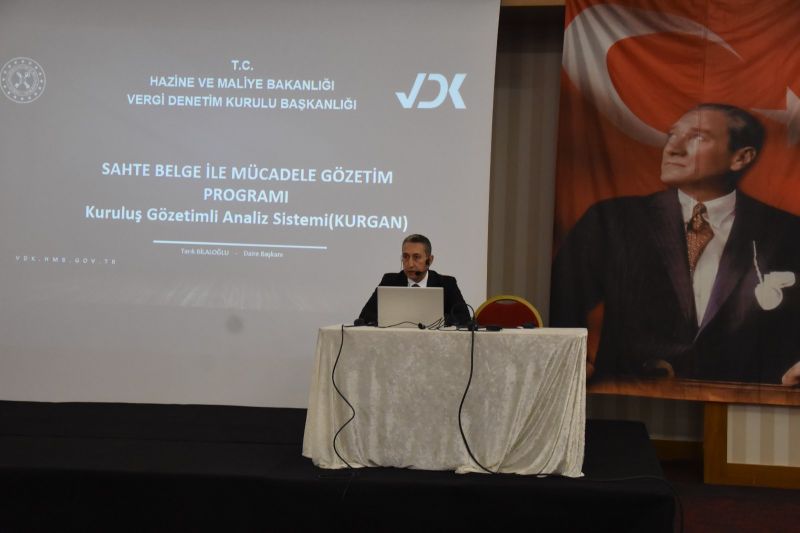 Altınok: “Mali müşavirler iş dünyamıza yol gösteren stratejik aktör konumundadır”