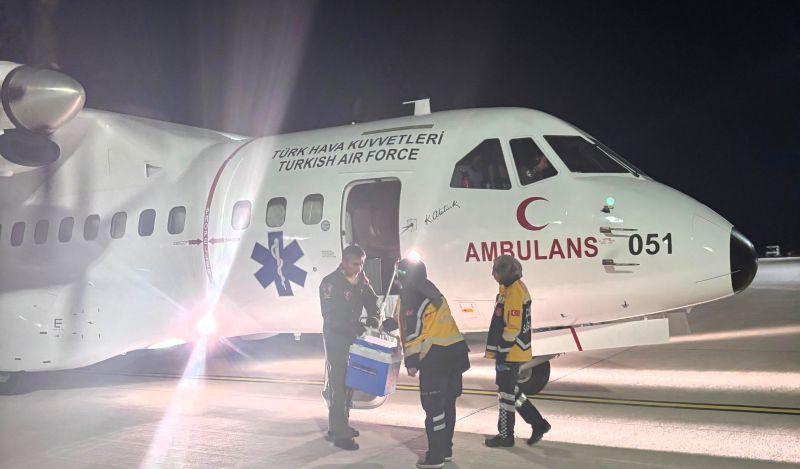 Hava Kuvvetleri Ambulans Uçağı Zamana Karşı Yarıştı