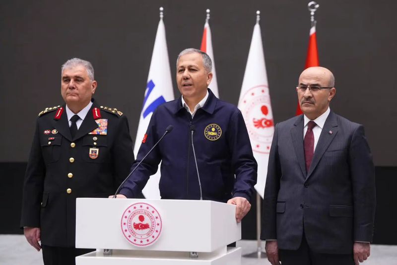 Yerlikaya: Yalova'daki DEAŞ operasyonunda 3 polisimiz şehit oldu