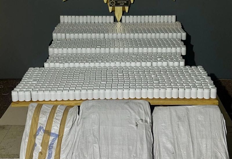 Malatya’da Uyuşturucu Operasyonu: 75 Bin 376 Sentetik Ecza Ele Geçirildi