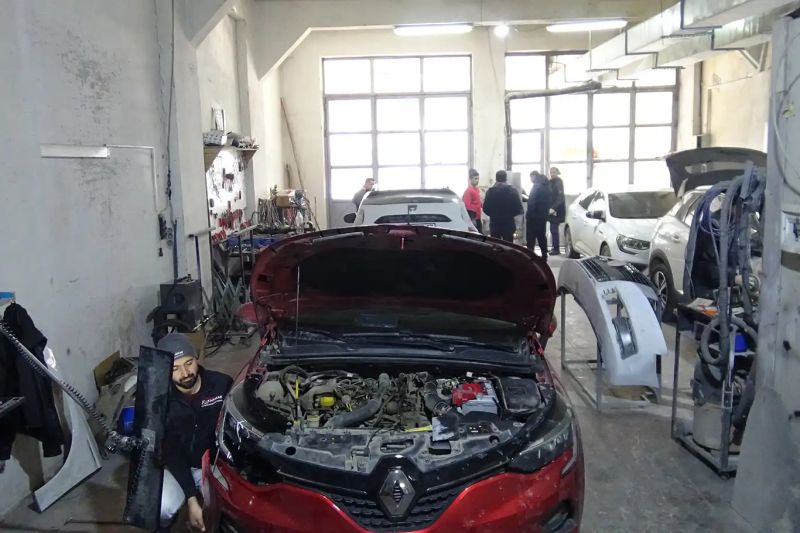 Yağışlar kazaları artırdı, kaportacılar taleplere yetişemiyor