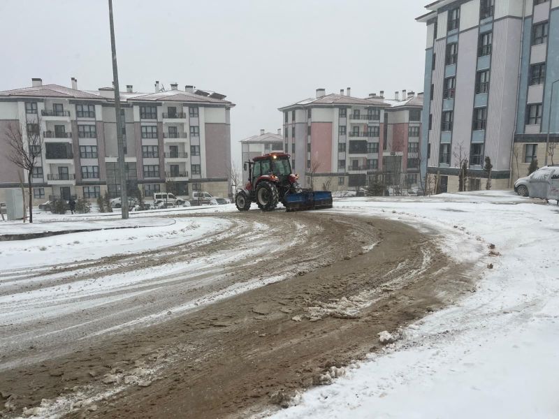 Doğanşehir’de Kar Mesaisi