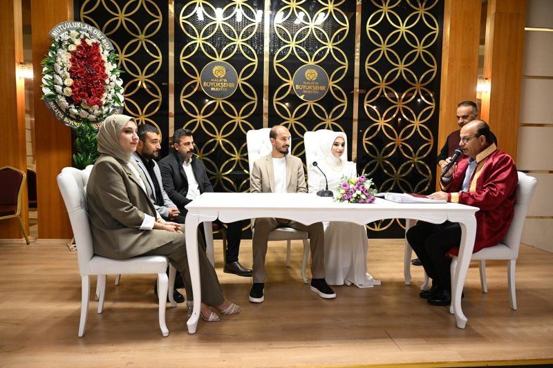 Yeşilyurt Belediyesi’nden Şehit ve Gazi Ailelerine Ücretsiz Nikâh Hizmeti