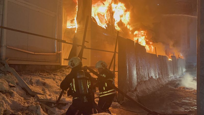 Hamidiye Mahallesi’nde Konteyner Yatakhanede Büyük Yangın
