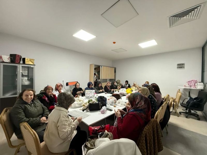Yeşilyurt Belediyesi “El Sanatları Kursları” Kış Günlerinin Vazgeçilmezi Oldu!
