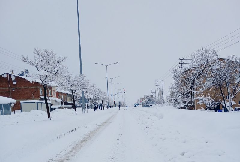 Malatya’da Eğitime Kar Engeli: 5 İlçede Tüm Okullar Tatil