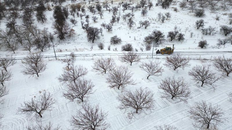 Battalgazi’de Kar Teyakkuzu: 104 Mahallede Kesintisiz Mesai