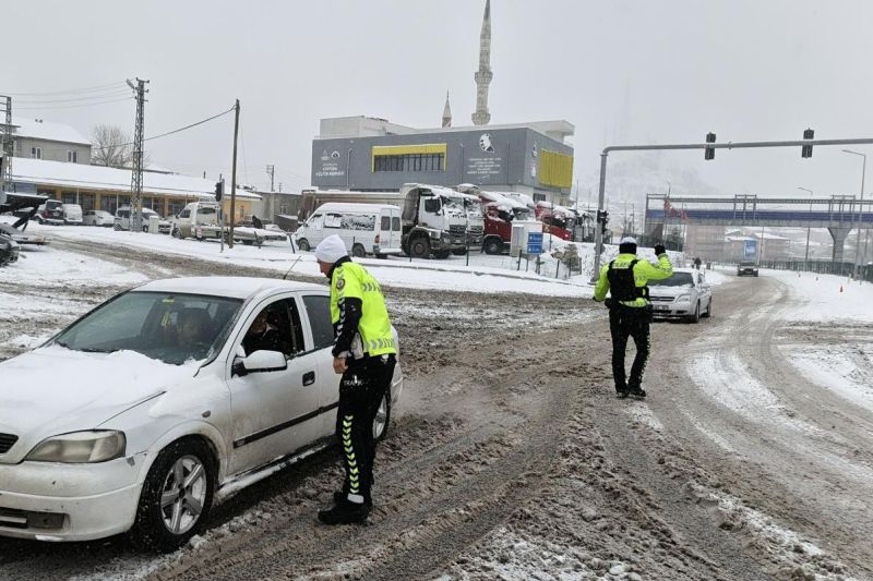 Meteoroloji’den Kuvvetli Kar ve Fırtına Uyarısı
