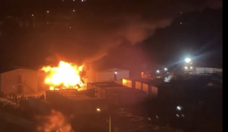 Konteyner Yatakhanede Bir Yangın Daha: İşçilerin Hızlı Tahliyesi Facianın Önüne Geçti