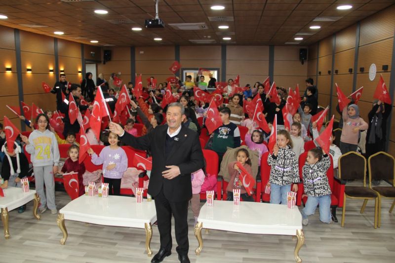 Darende’de Çocuklar Sinemayla Buluştu