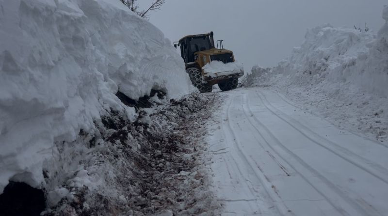 Battalgazi Belediyesi Ekipleri 21 Kilometre Yolu Açtı, Hasta Kadına İlacını Ulaştırıldı