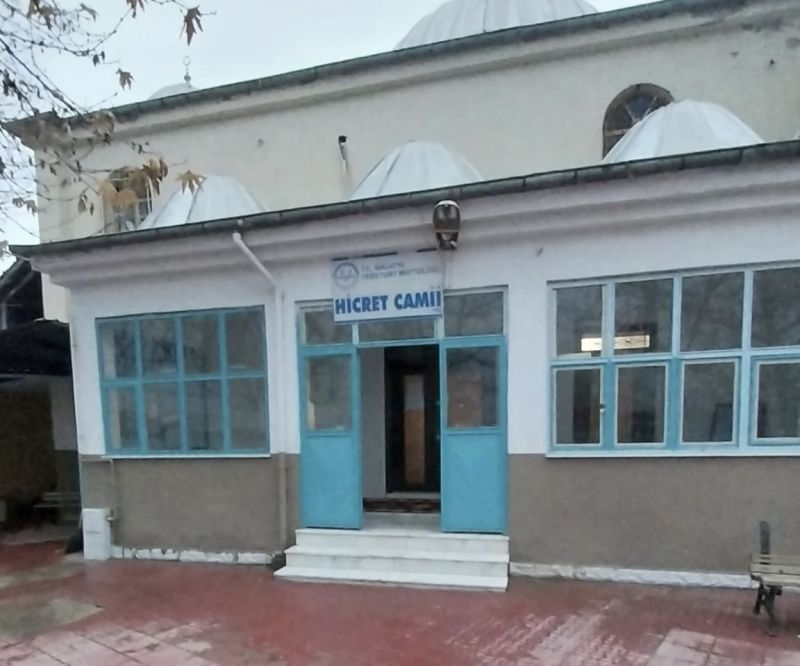 Hicret Camii’nde Isınma Sorunu Giderildi, Hayırseverlere Destek Çağrısı