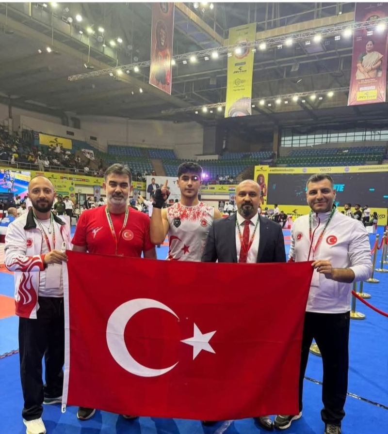 Malatyalı Sporcu İshak Kocaman’dan Hindistan’da Altın Madalya