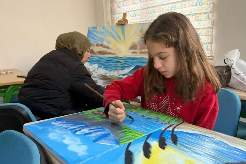Yeşilyurt Belediyesi Minik Yetenekleri Sanatla Buluşturuyor