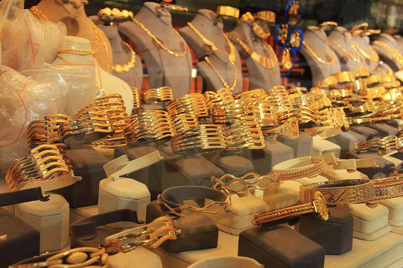 Altın Fiyatları Haftaya Düşüşle Başladı