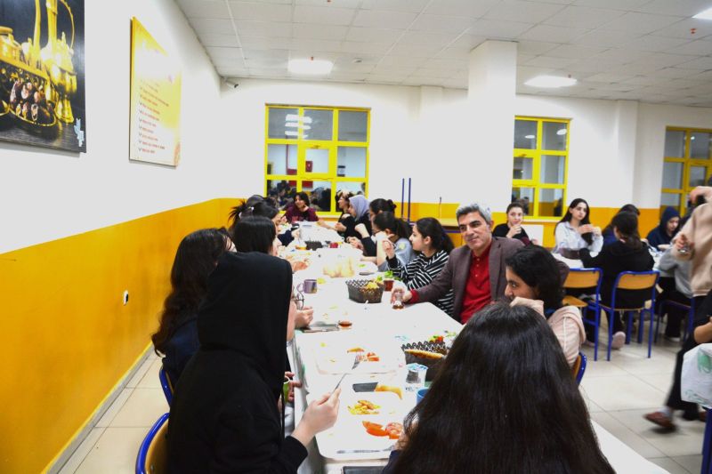 Maarifin Kalbinde İlk Sahur Programı