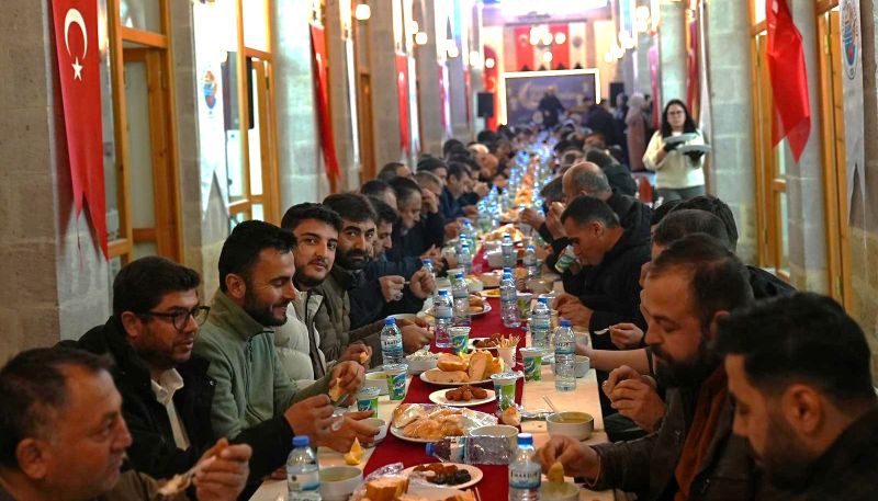 Darende Belediyesi Personeli İftarda Buluştu