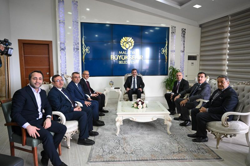 Cumhurbaşkanı Yardımcısı Yılmaz’dan Başkan Sami Er’e Tebrik