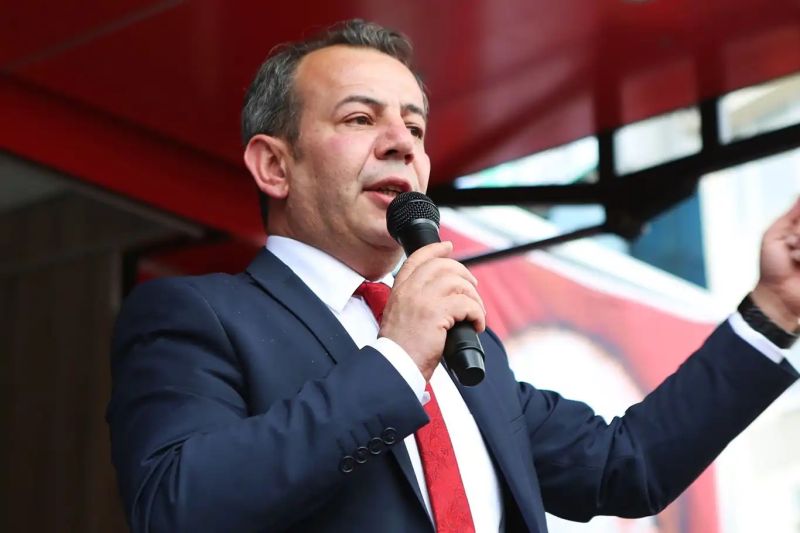 Bolu Belediye Başkanı Tanju Özcan Gözaltına Alındı