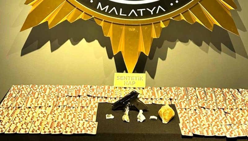 Uyuşturucu Operasyonunda Yakalanan 5 Şüpheli Tutuklandı